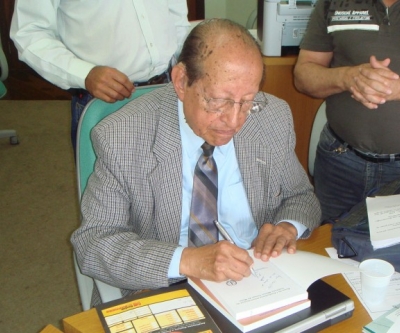 Milton Thiago de Mello visita CRMV-PR