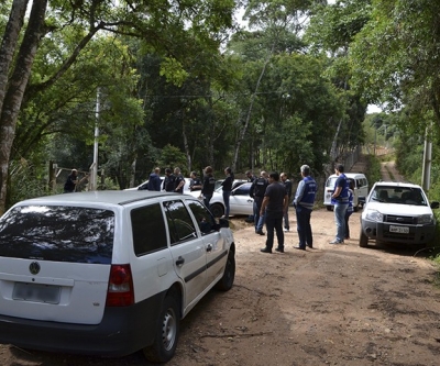 CRMV-PR, Adapar e Vigilância interditam estabelecimento em Santa Felicidade