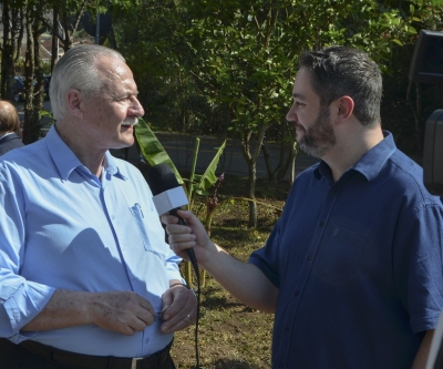 Jardinete inaugurado na capital paranaense eterniza nome da Professora Clotilde