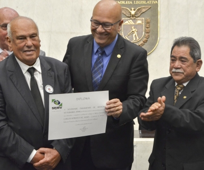 Dia do Médico Veterinário é celebrado na Assembleia Legislativa do Paraná