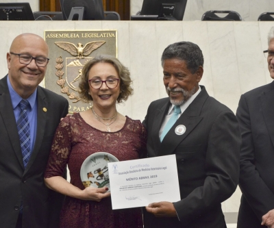 Dia do Médico Veterinário é celebrado na Assembleia Legislativa do Paraná