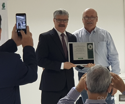 Zootecnistas paranaenses são homenageados pelo CRMV-PR por sua atuação